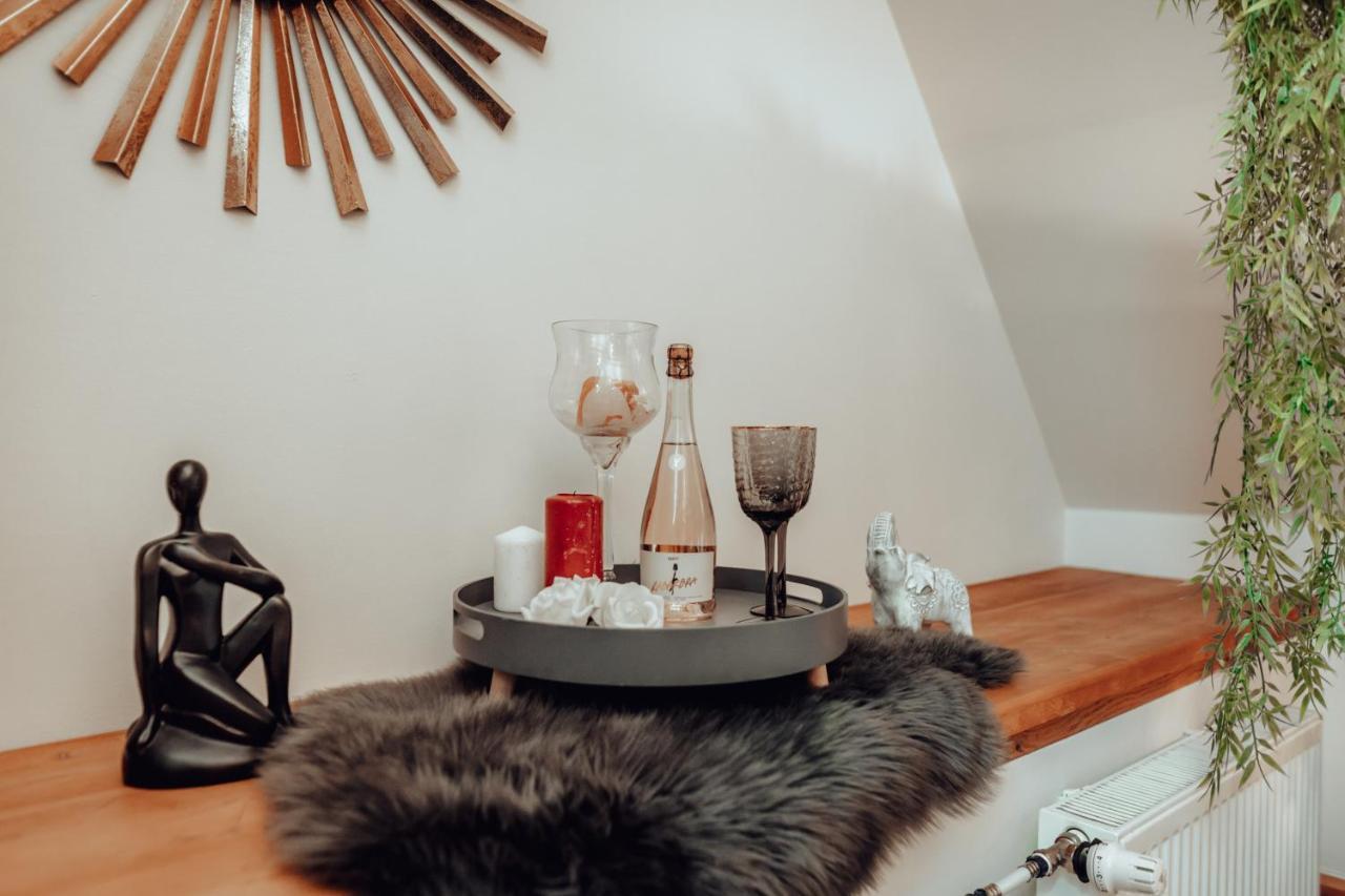 Rataskaevu Boutique - 7 Unique Leilighet
