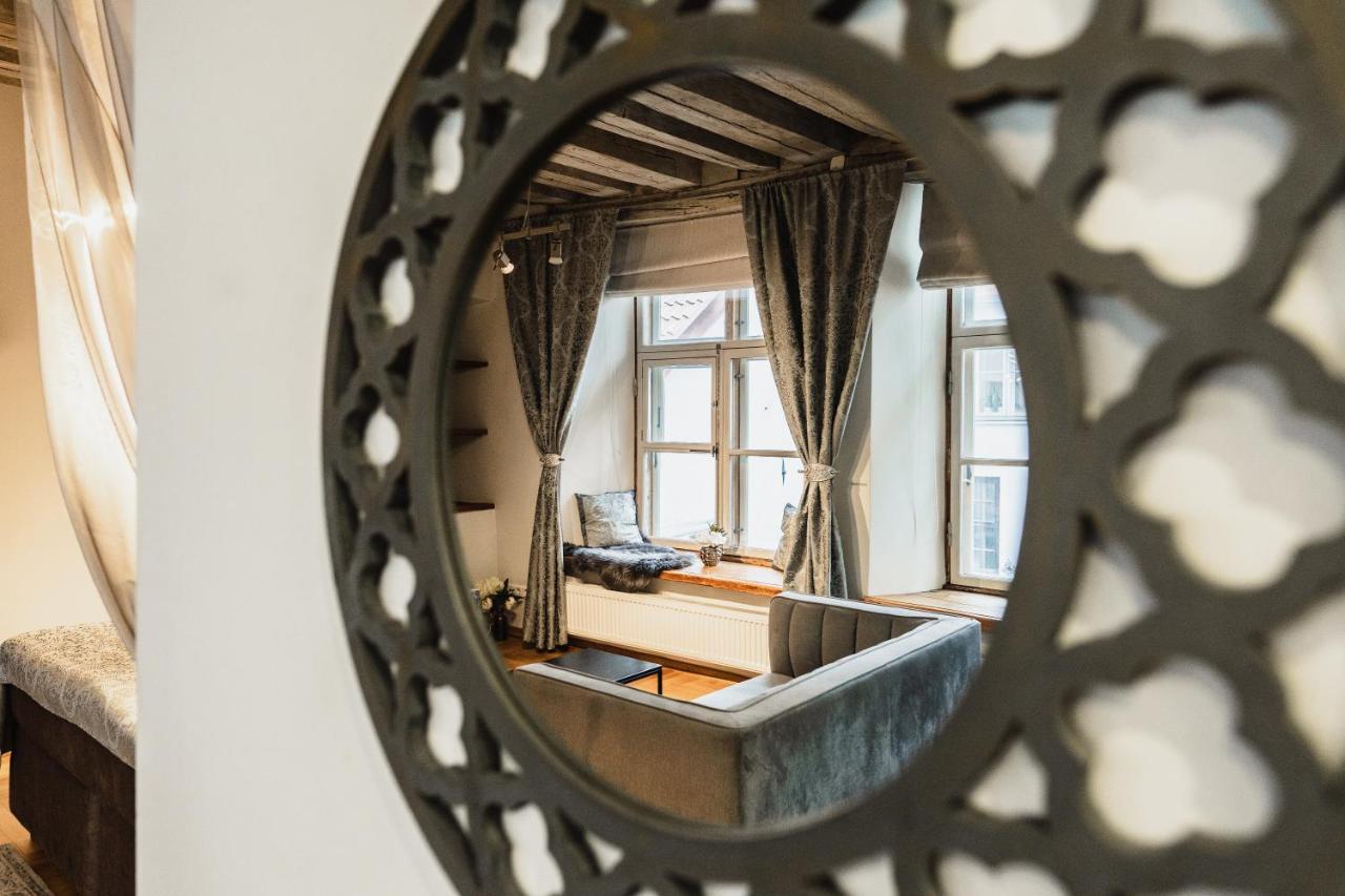 Rataskaevu Boutique - 7 Unique Apartment Tallinn